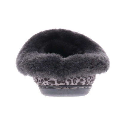 Snooze II - Grey Leopard