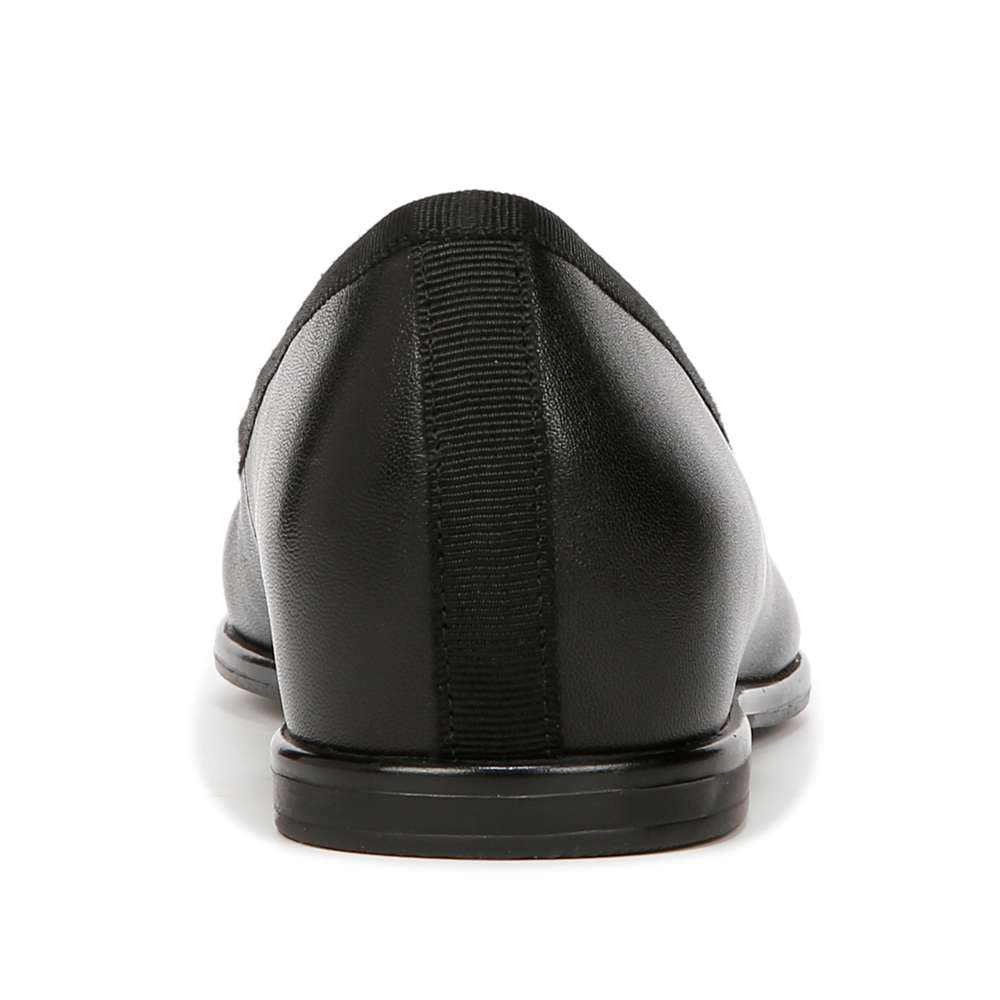 Essential Flat - Black Leather