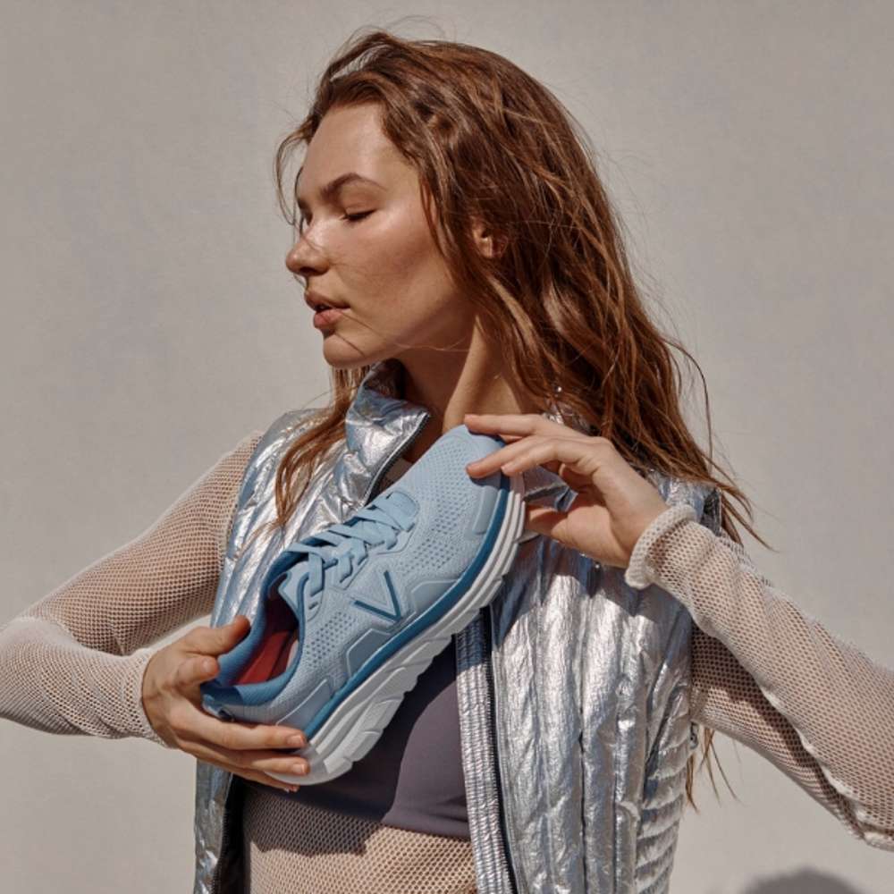 Walk Max Lace Up Sneaker - Skyway Blue