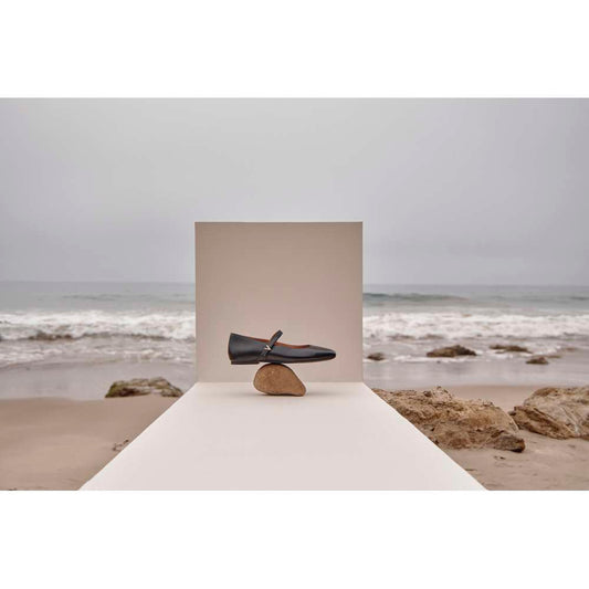 Lifestyle image for Alameda Mary-Jane Flat - Black