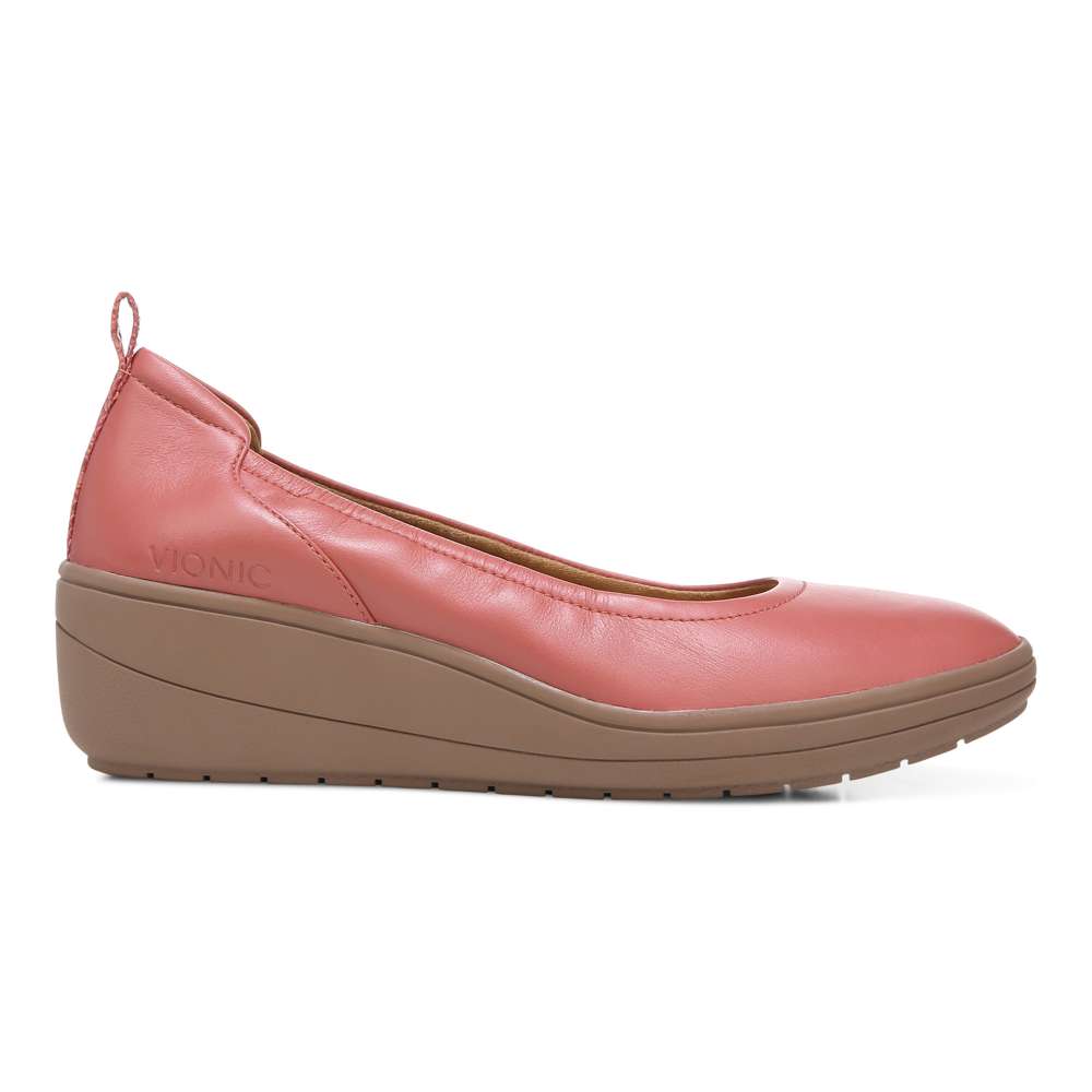 Jacey Wedge - Dusty Cedar