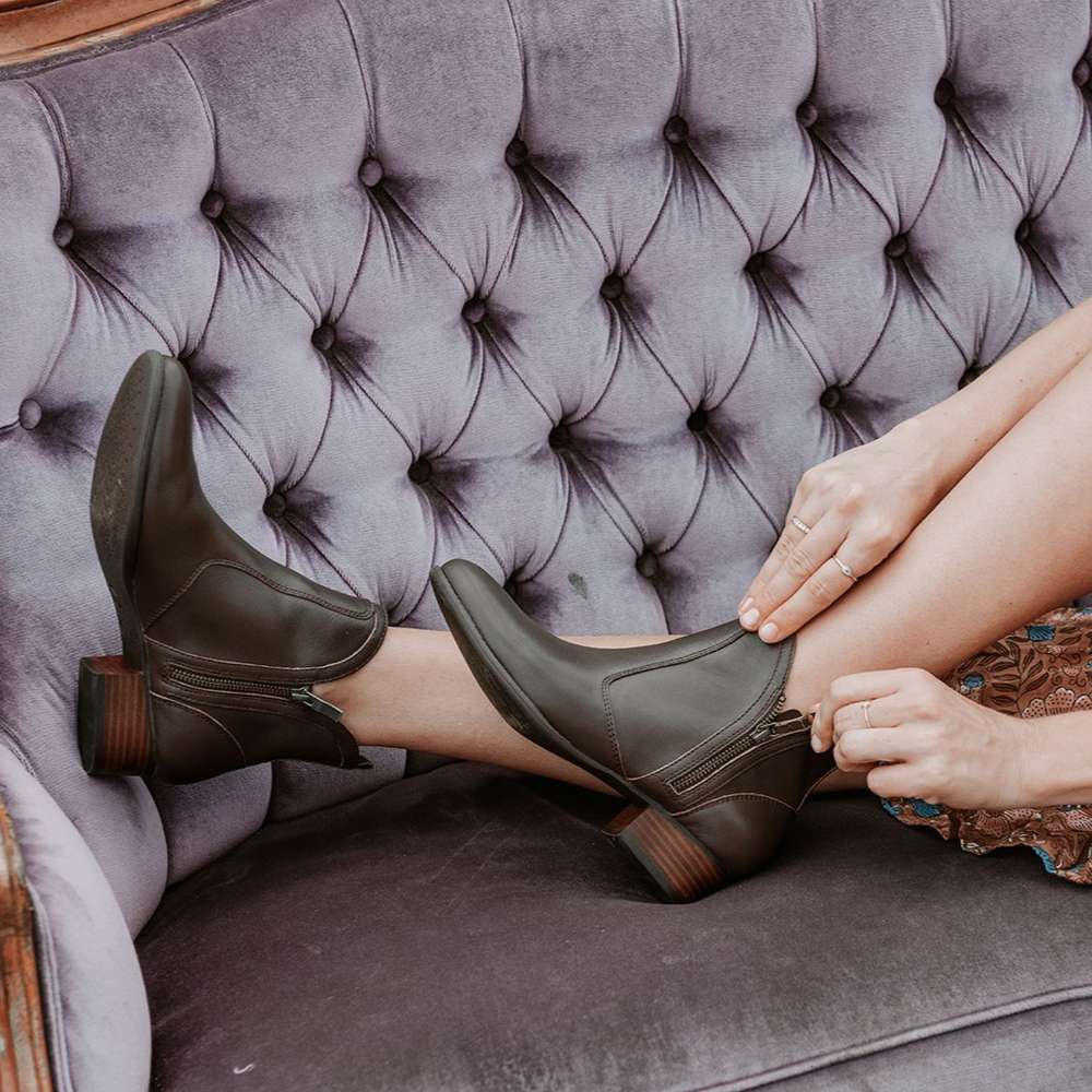 Siena II Zip Ankle Boot - Chocolate